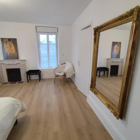 Le Clos Saint-crepin, Votre Maison De Charme